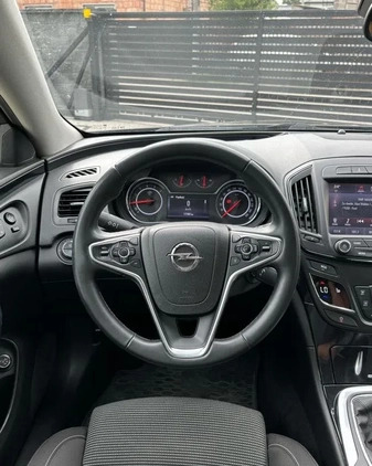 Opel Insignia cena 39900 przebieg: 176000, rok produkcji 2015 z Biskupiec małe 781
